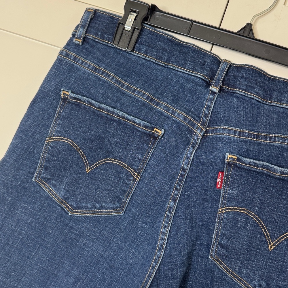 Levi’s Dark Blue Denim Classic Bermuda Shorts size 29 - Picture 7 of 9